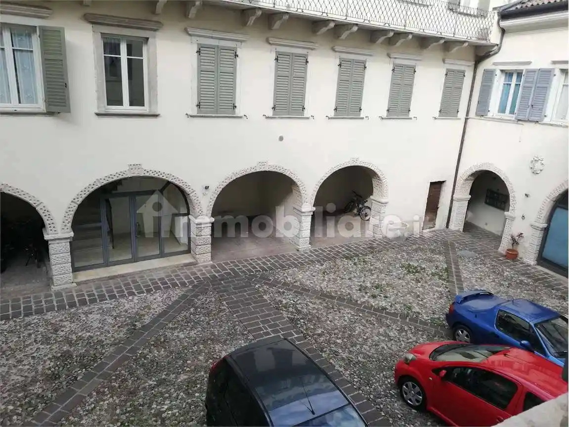 Appartamento in vendita a Rovereto