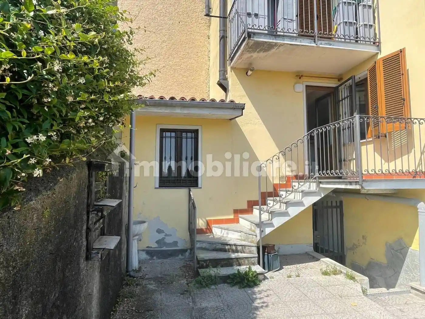 Appartamento in vendita a Arona