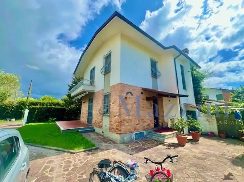Villa in vendita a Forte dei Marmi