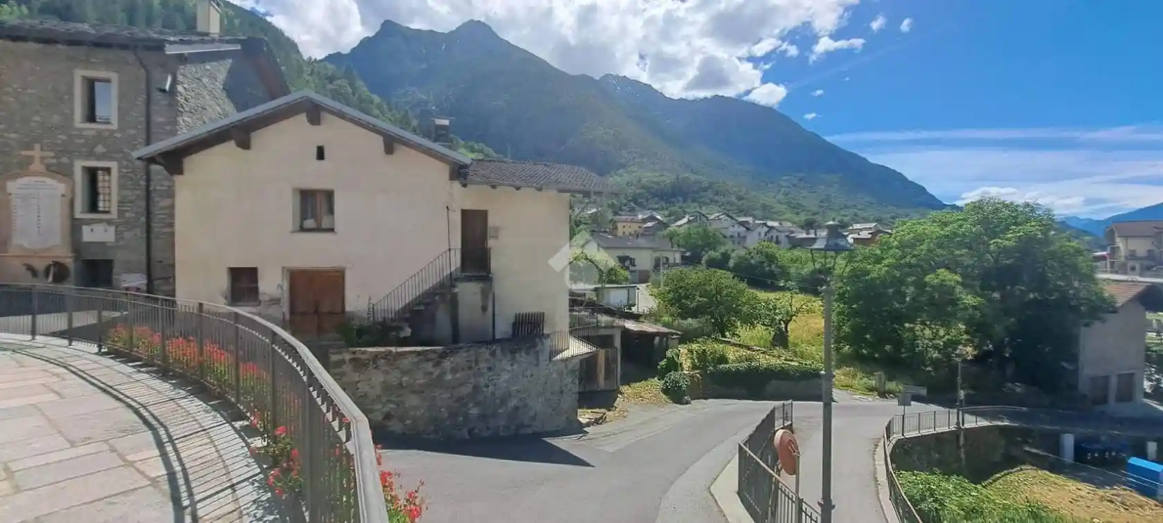 Casa indipendente in vendita a Saint-Marcel