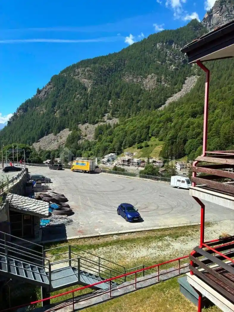 Appartamento in vendita a Valtournenche