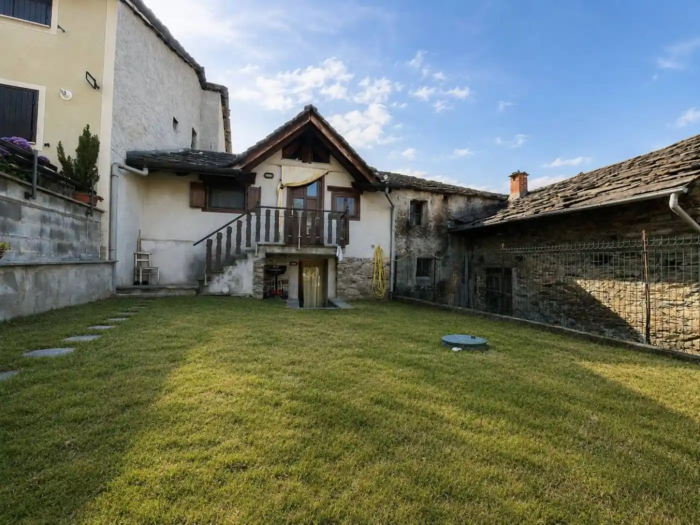 Casa indipendente in vendita a Frassinetto