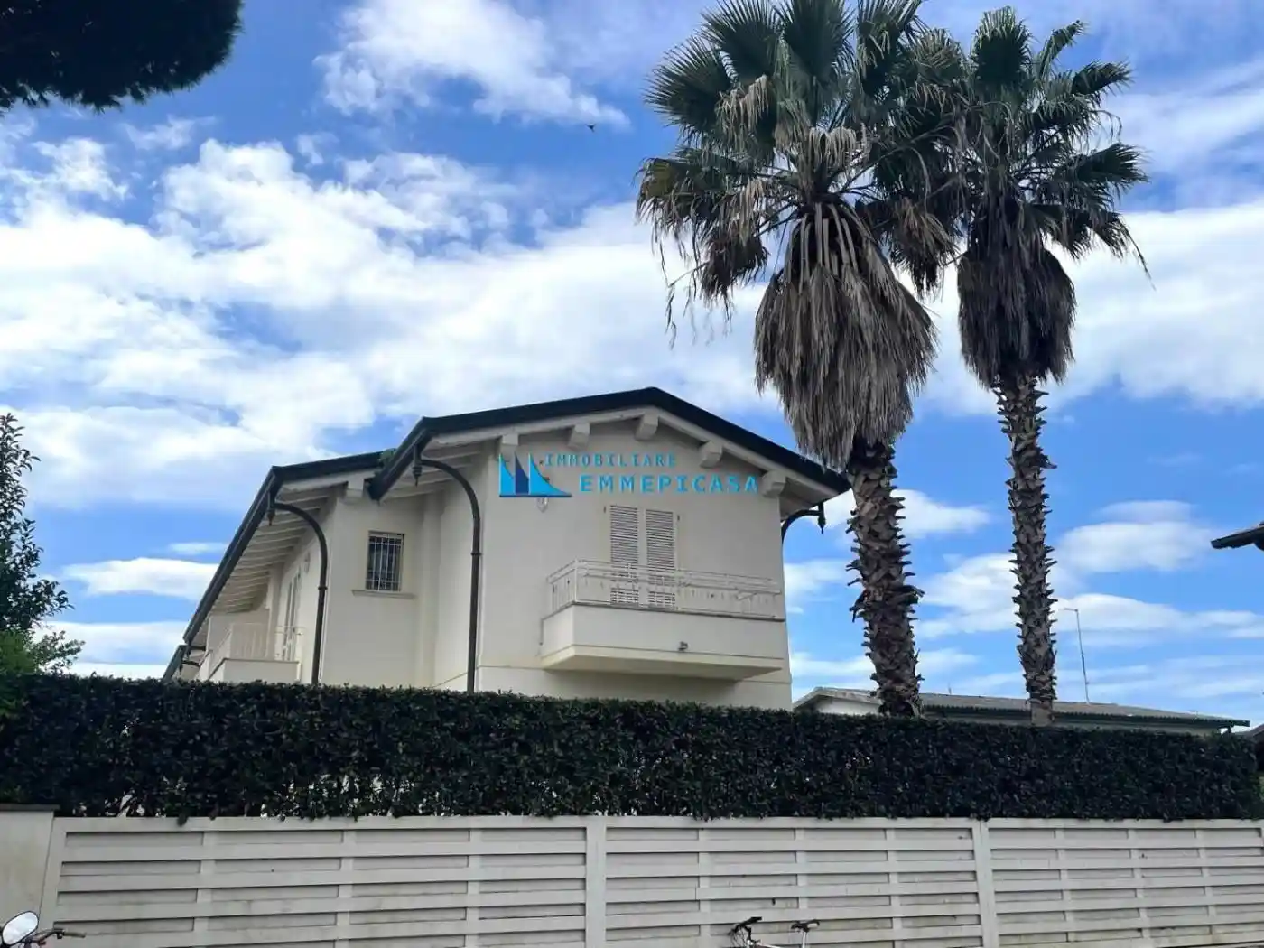 Villetta a schiera in vendita a Montignoso
