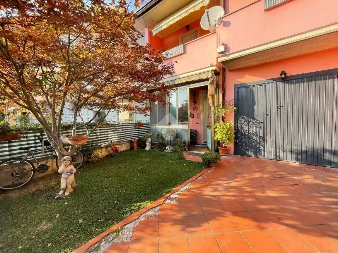 Villetta a schiera in vendita a Sustinente