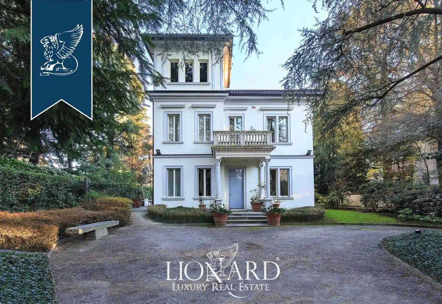 Villa in vendita a Carate Brianza