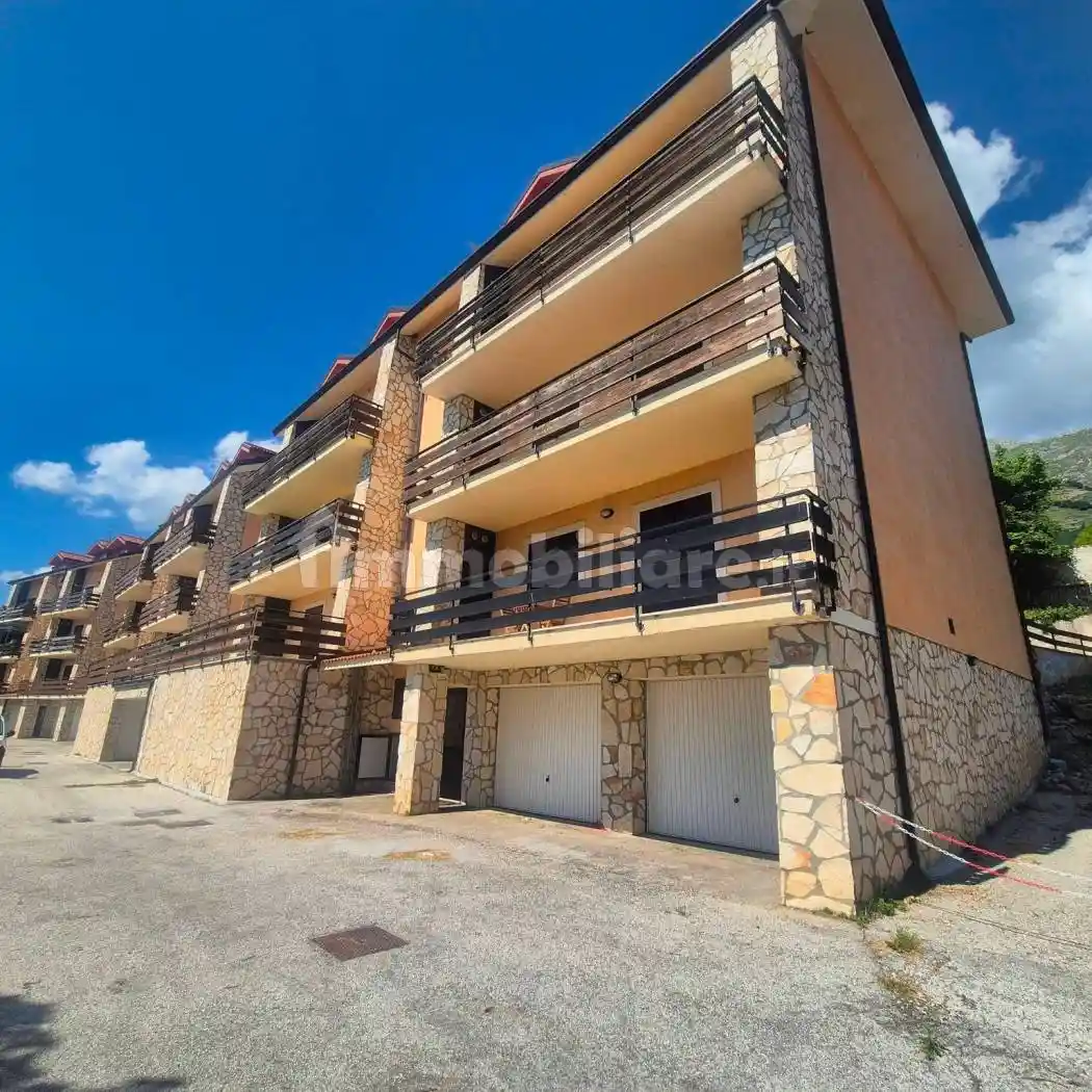 Appartamento in vendita a Rocca di Cambio