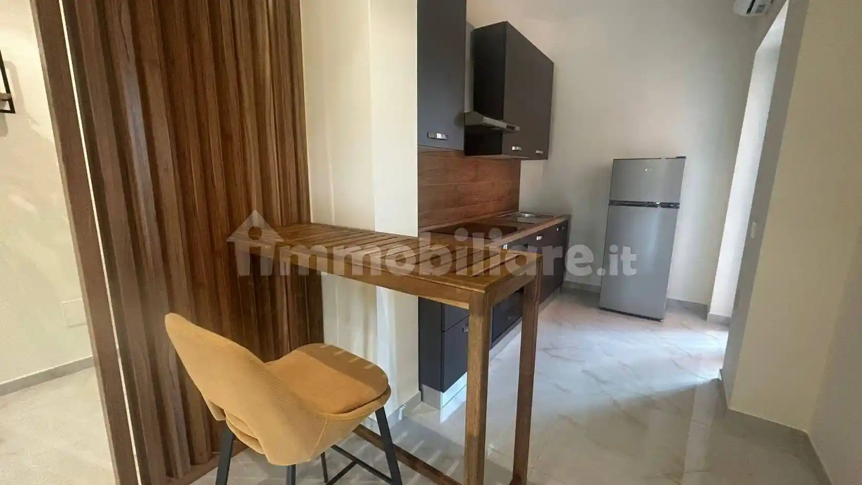 Appartamento in affitto a Napoli