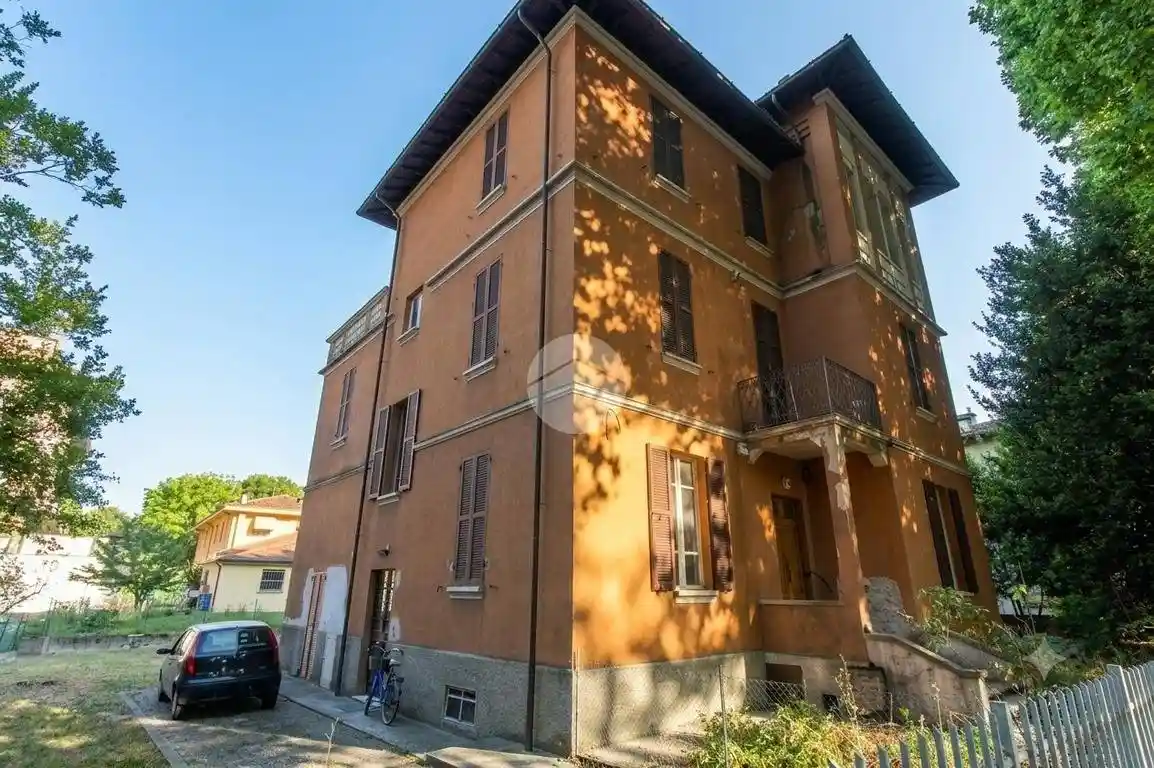 Appartamento in vendita a Langhirano