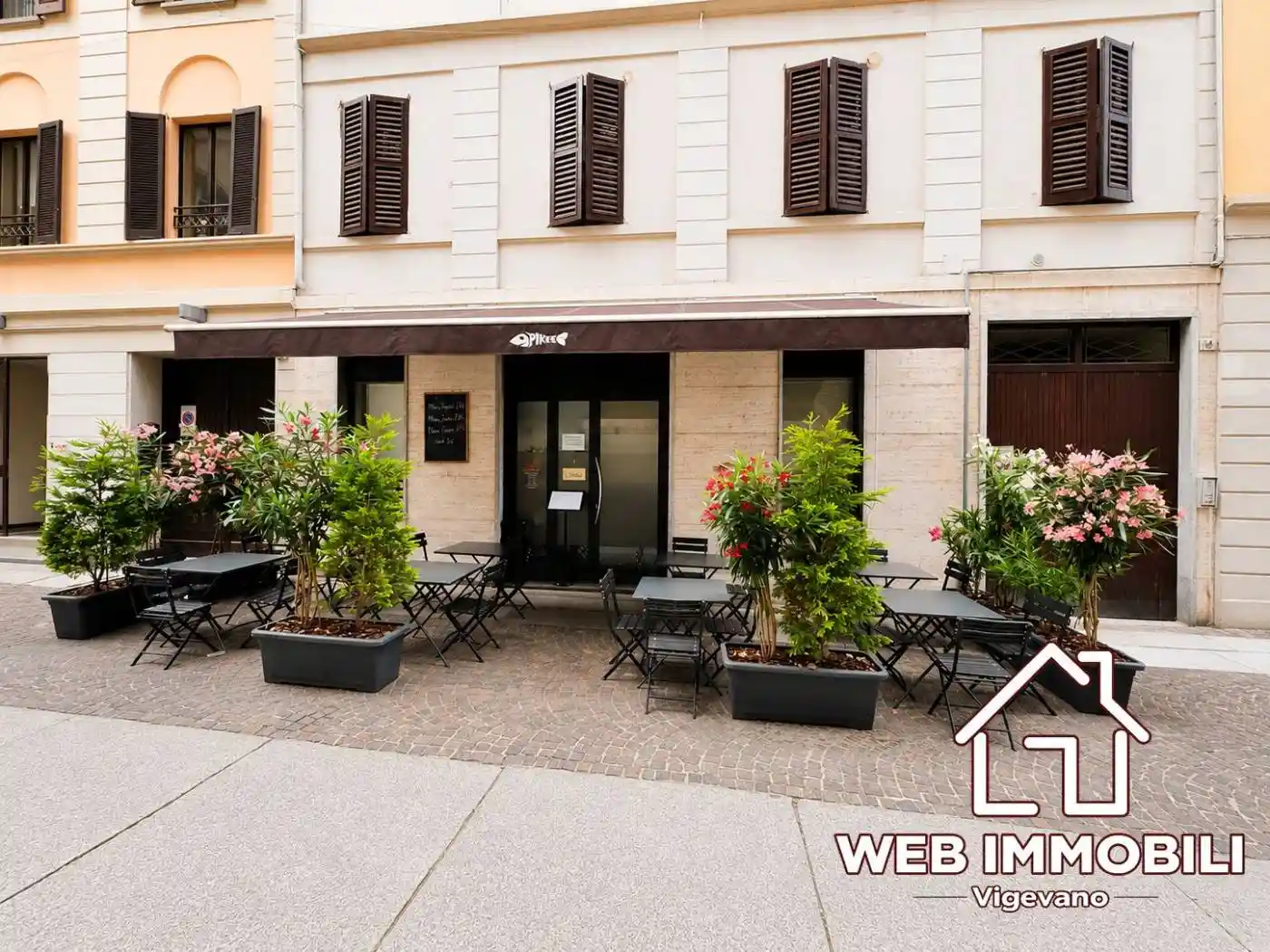 Palazzo - Edificio in vendita a Vigevano