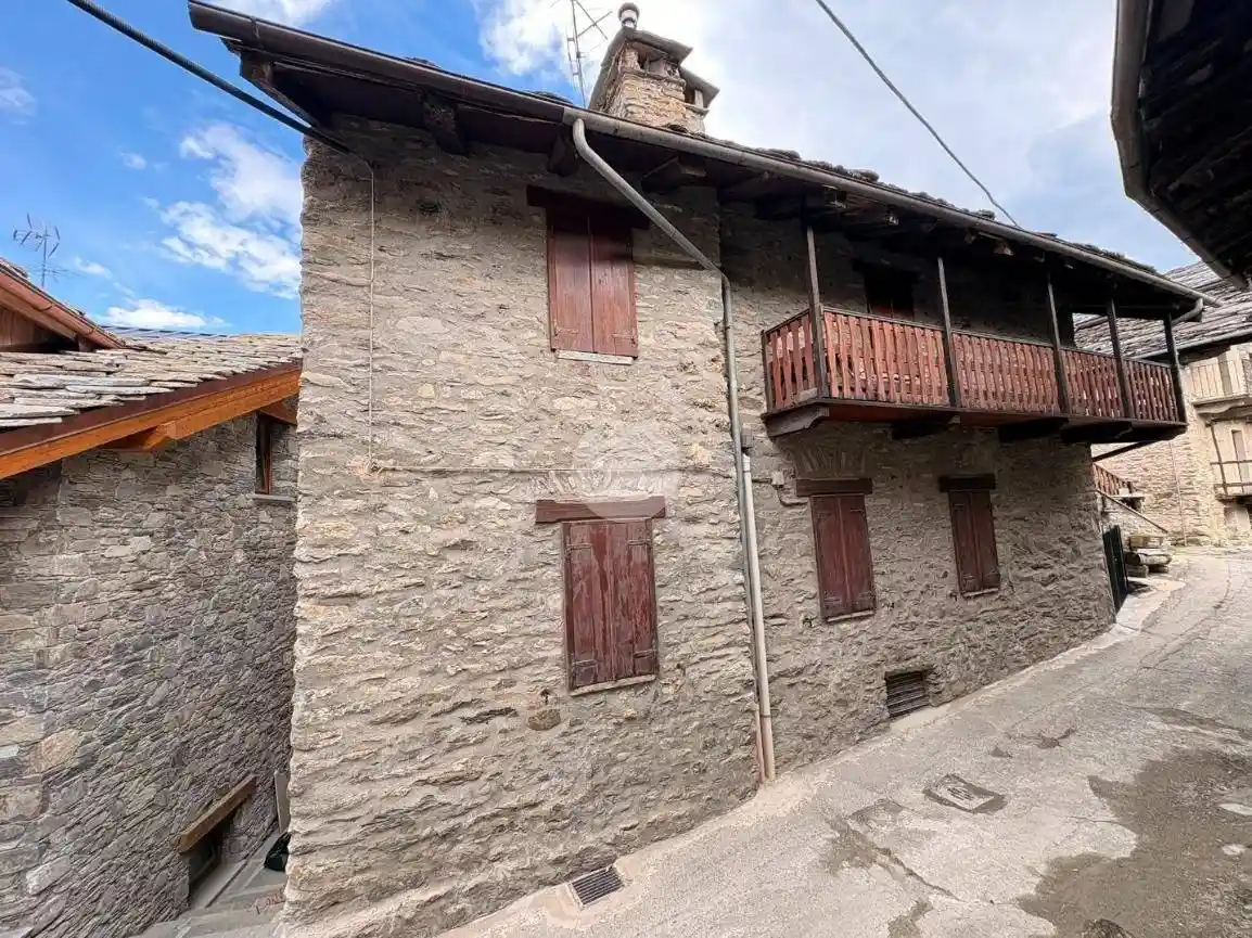 Casa indipendente in vendita a Introd