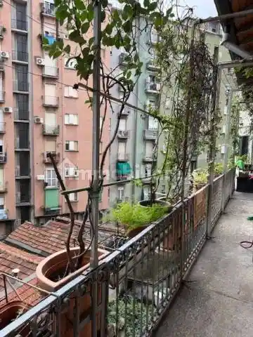 Palazzo - Edificio in affitto a Milano