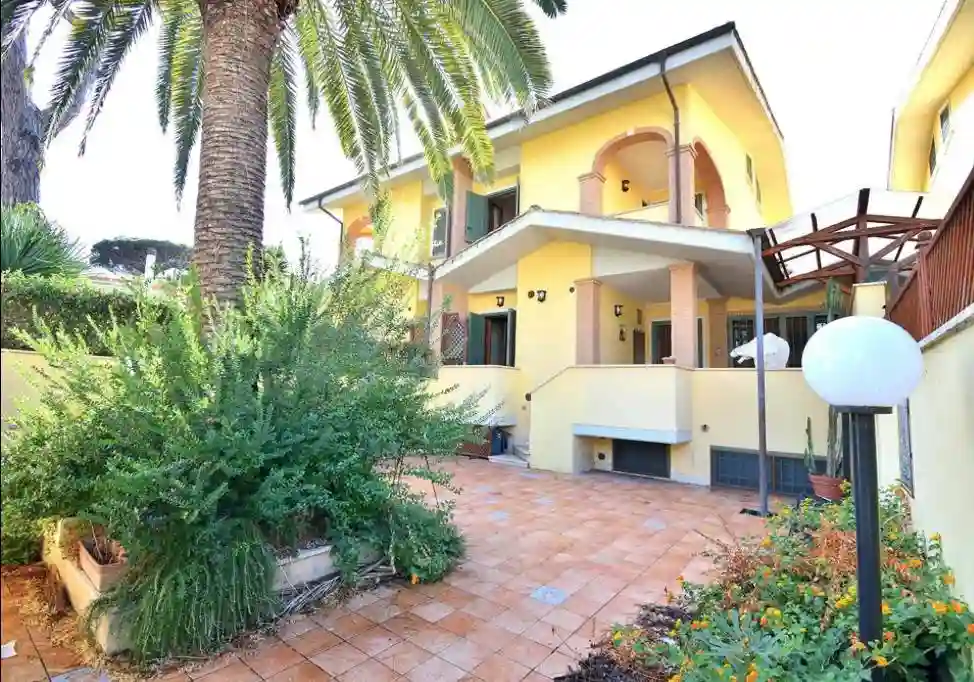 Villa - foto 2