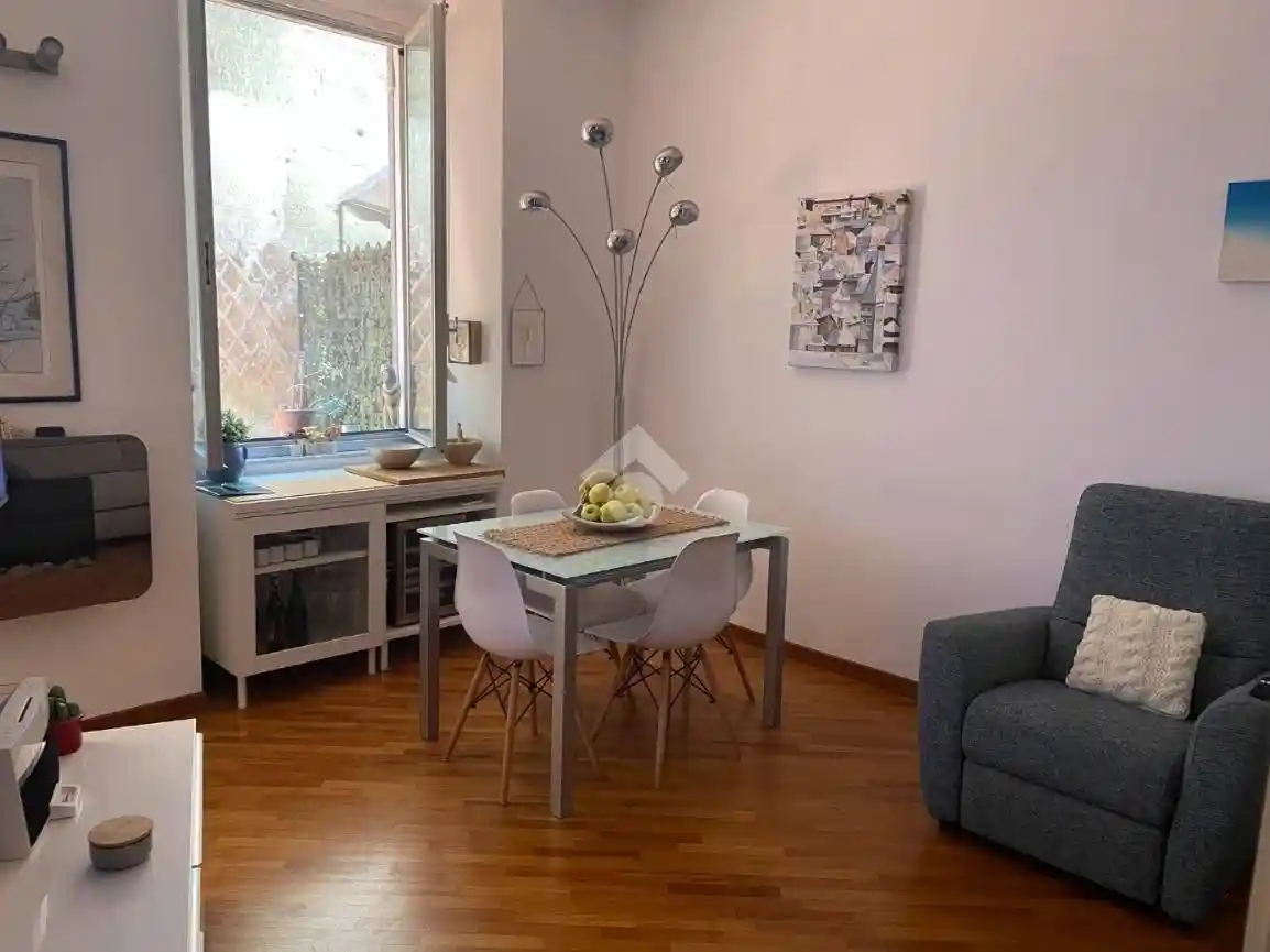 Appartamento in vendita a Genova