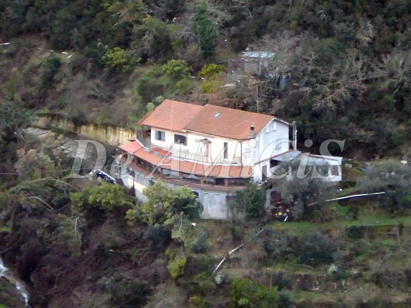 Casa indipendente in vendita a Dolceacqua