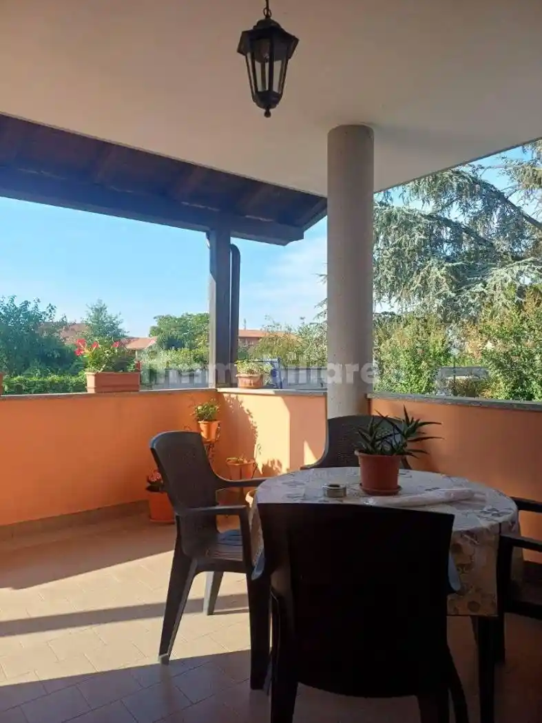 Villa in vendita a Borgolavezzaro