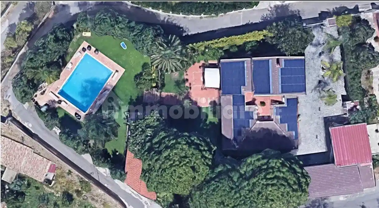 Villa in vendita a Reggio Calabria