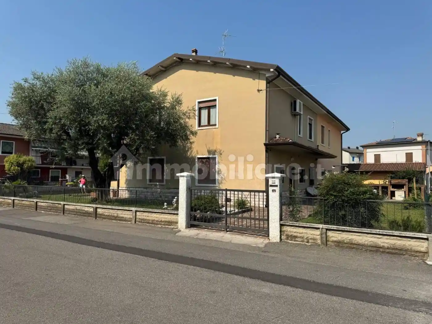 Villa in vendita a Bagnolo Mella
