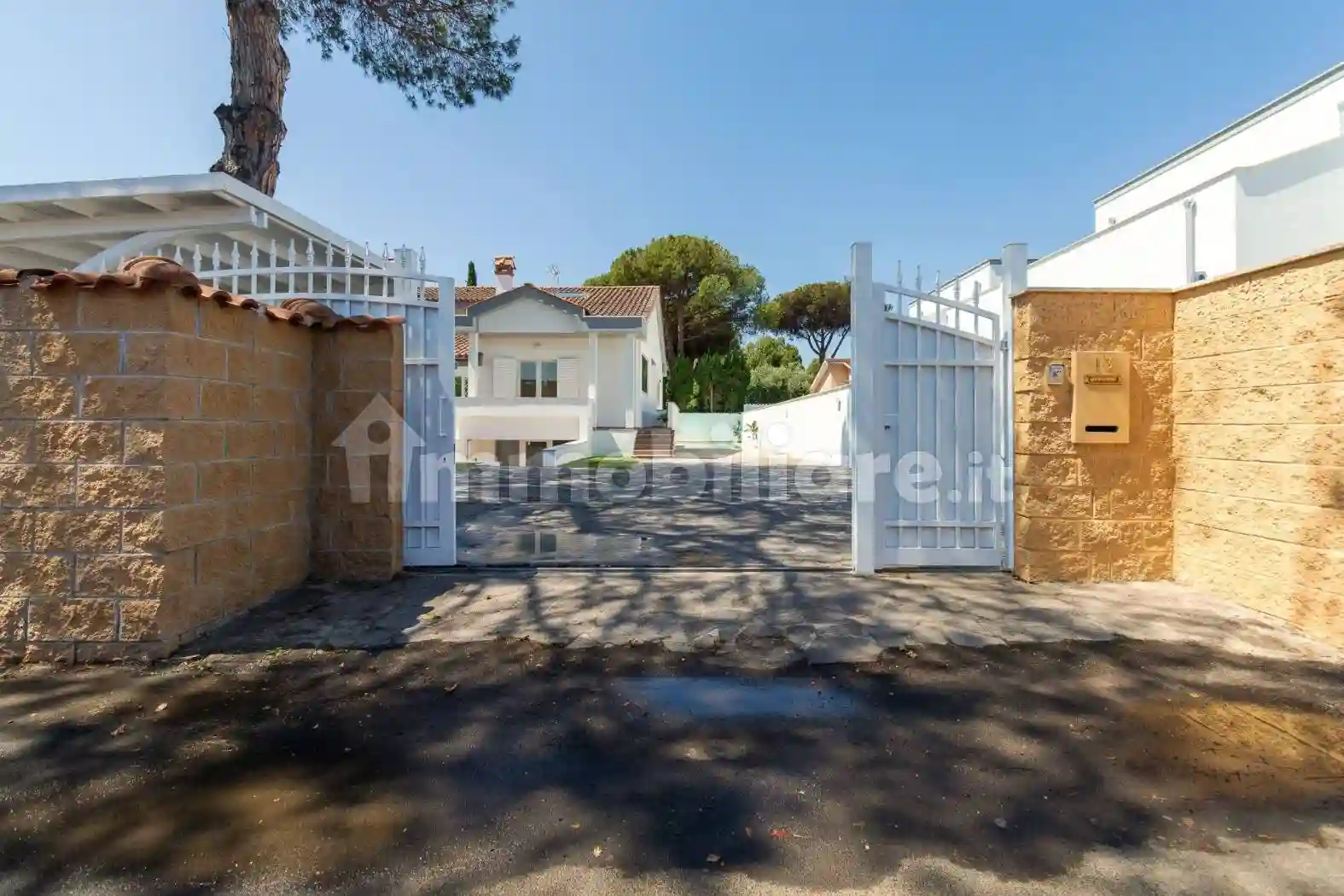 Villa - foto 2