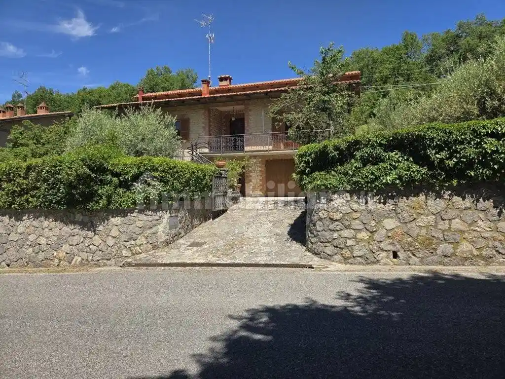Villa in vendita a Trequanda