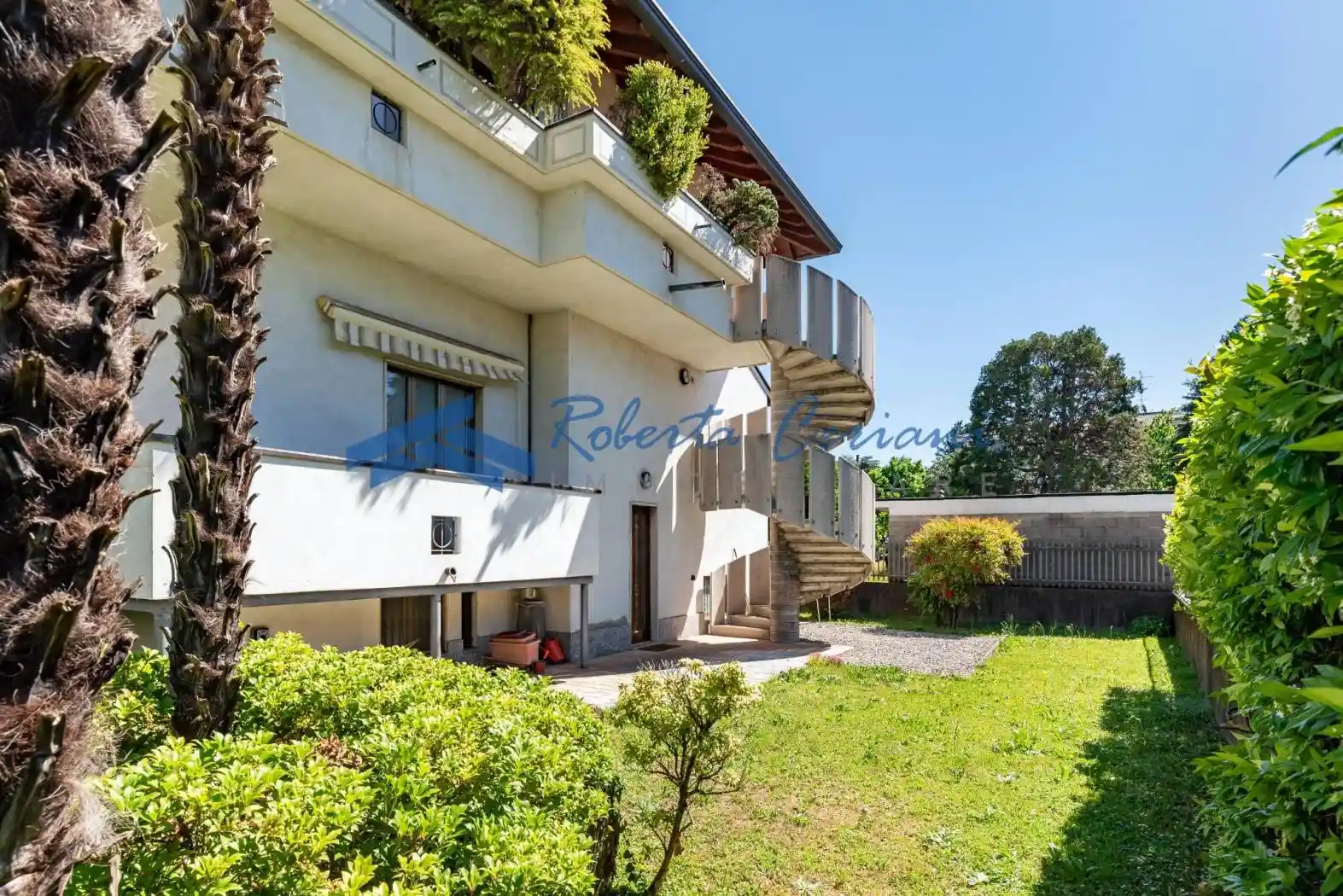 Villa in vendita a Saronno