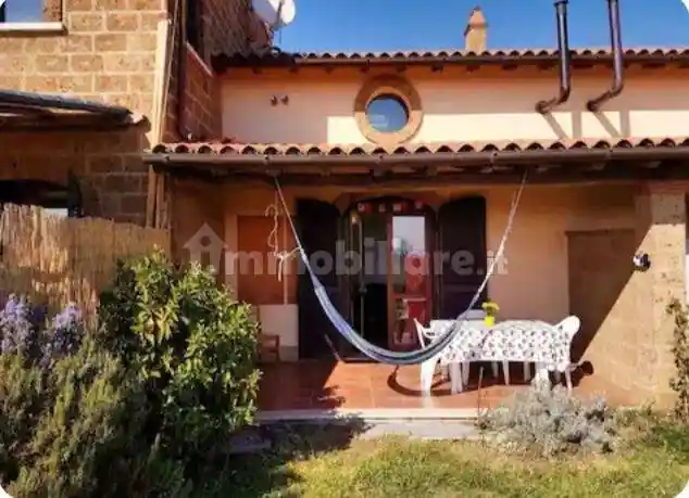 Villetta a schiera in affitto a Canino