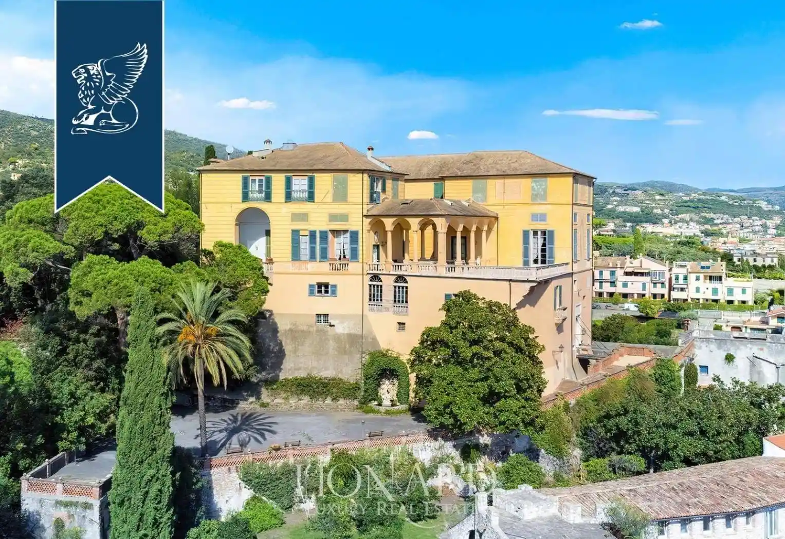 Palazzo - Edificio in vendita a Loano