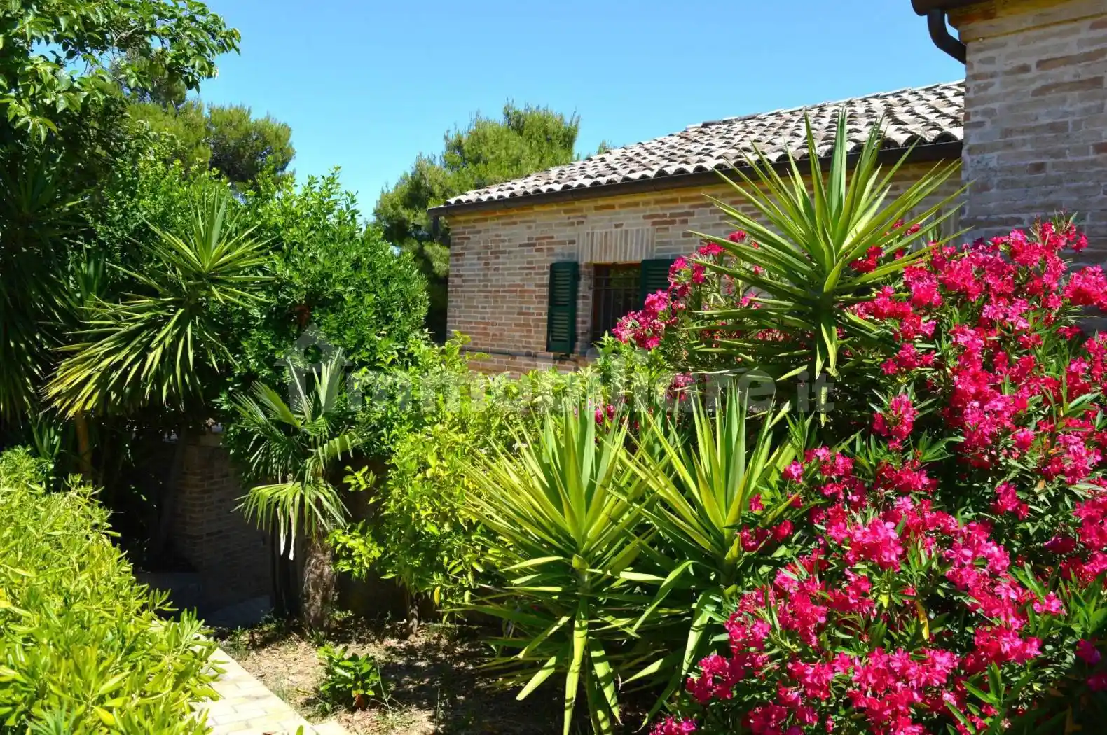 Villa in vendita a Monterubbiano