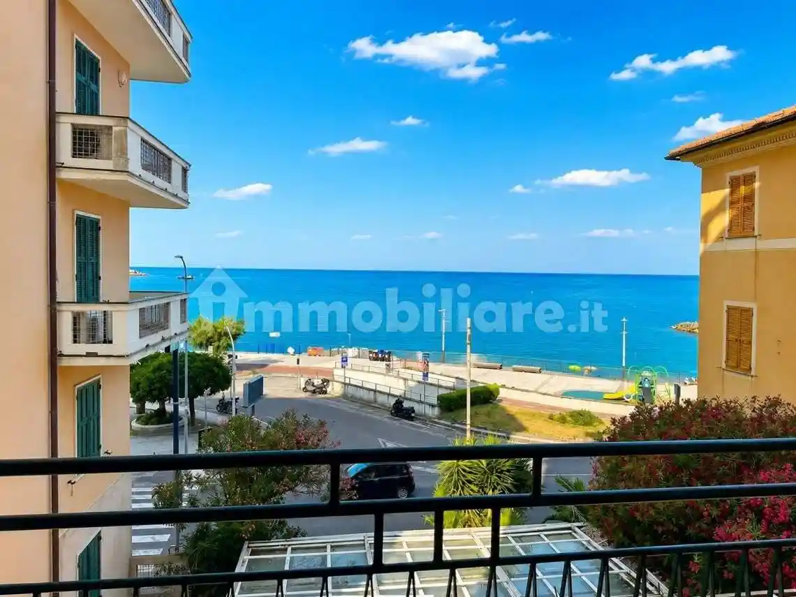 Appartamento in vendita a Sestri Levante