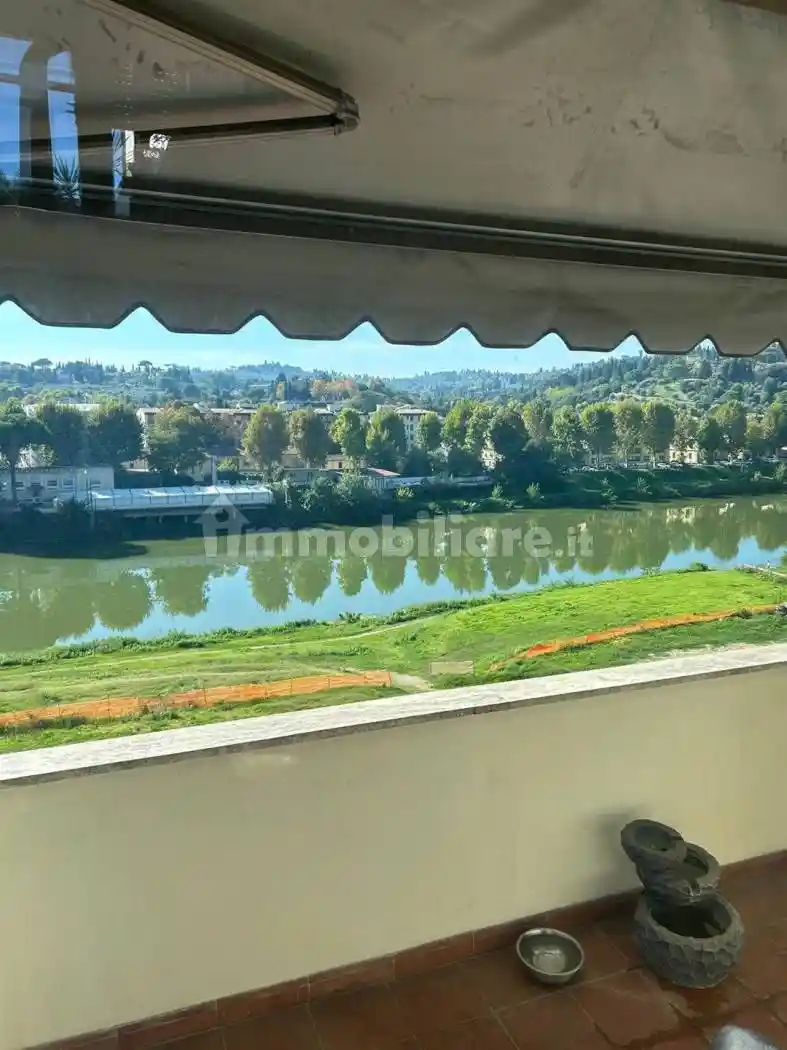 Appartamento in vendita a Firenze