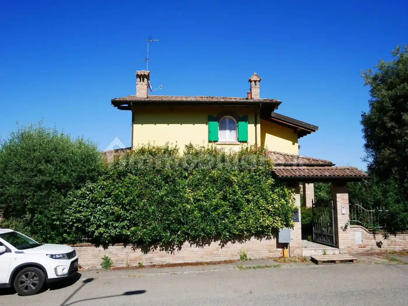 Villa in vendita a Serramazzoni