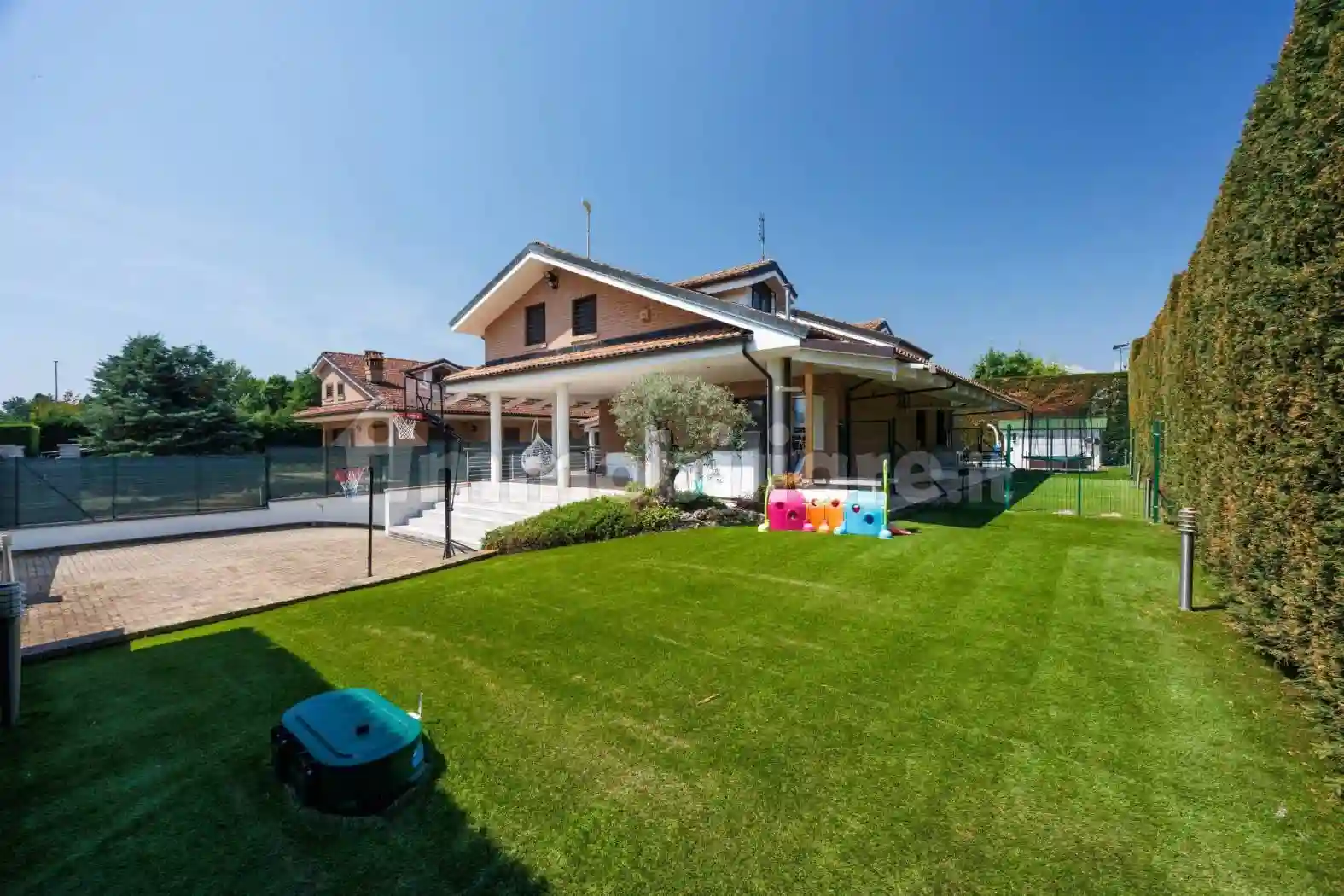 Villa - foto 2