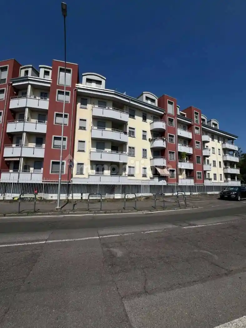 Appartamento in vendita a Trezzano sul Naviglio
