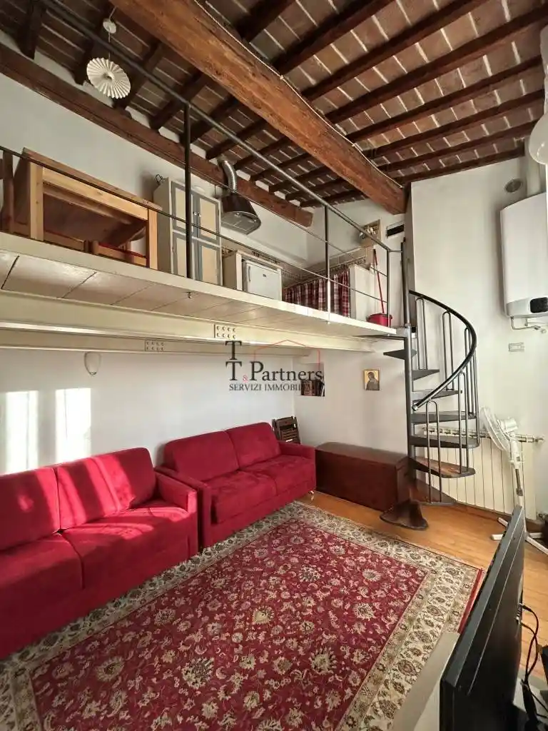 Appartamento in affitto a Firenze