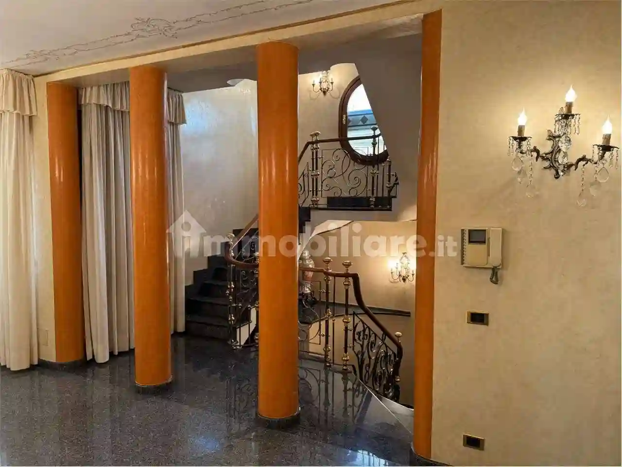 Palazzo - Edificio - foto 2
