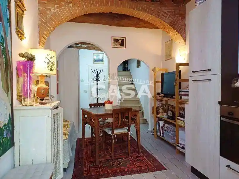 Casa indipendente in vendita a Cascina