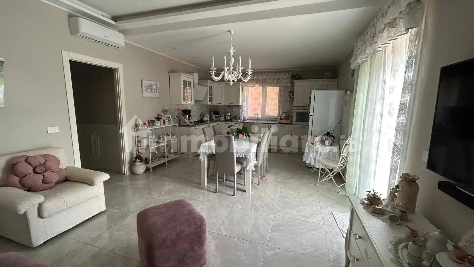 Appartamento in vendita a Sant'Agata di Militello