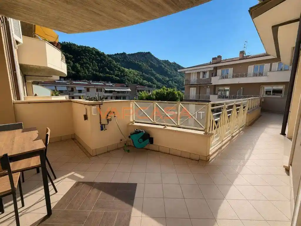 Appartamento in vendita a Sarnico