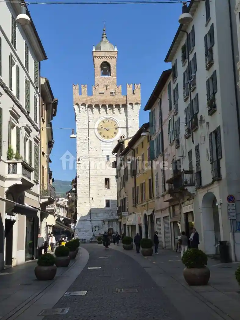 Appartamento in vendita a Brescia