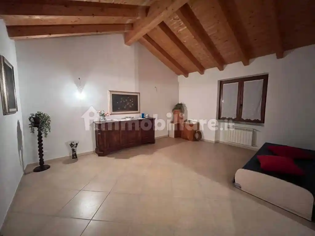 Rustico - Casale in vendita a Parma