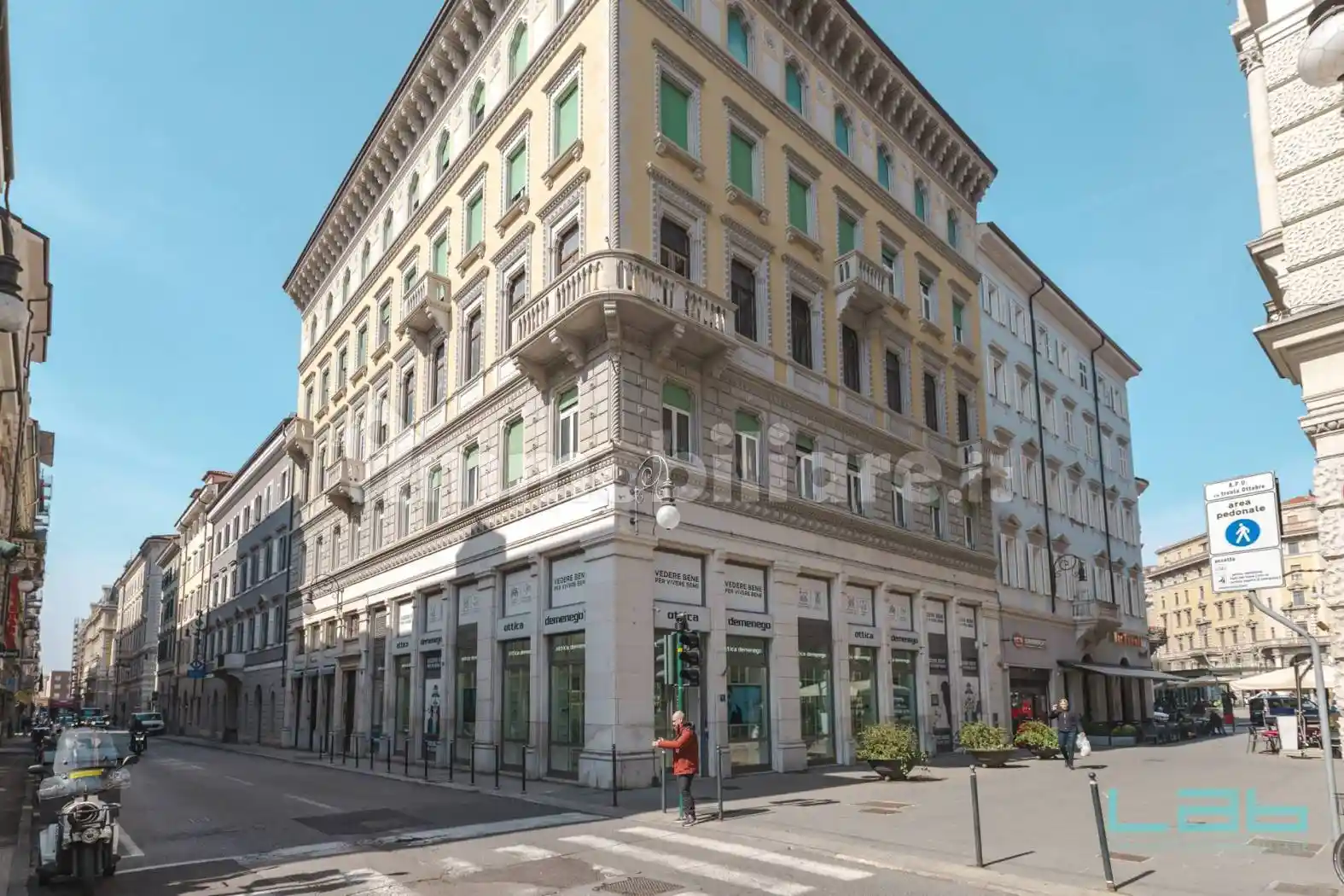 Appartamento in vendita a Trieste