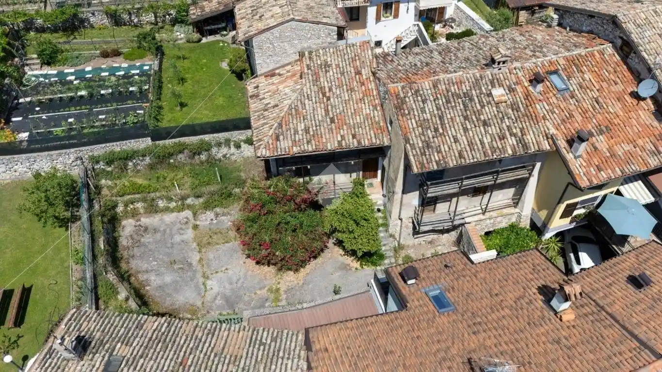 Rustico - Casale in vendita a Avio