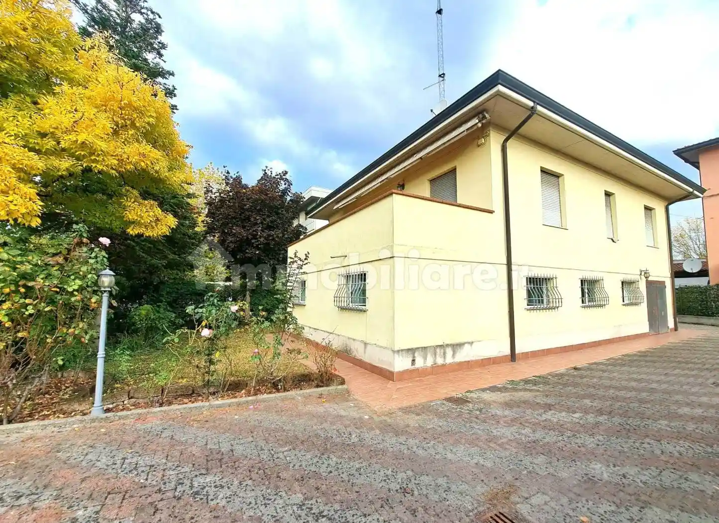 Villa in vendita a Parma