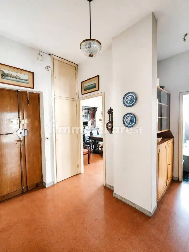 Appartamento in vendita a Napoli