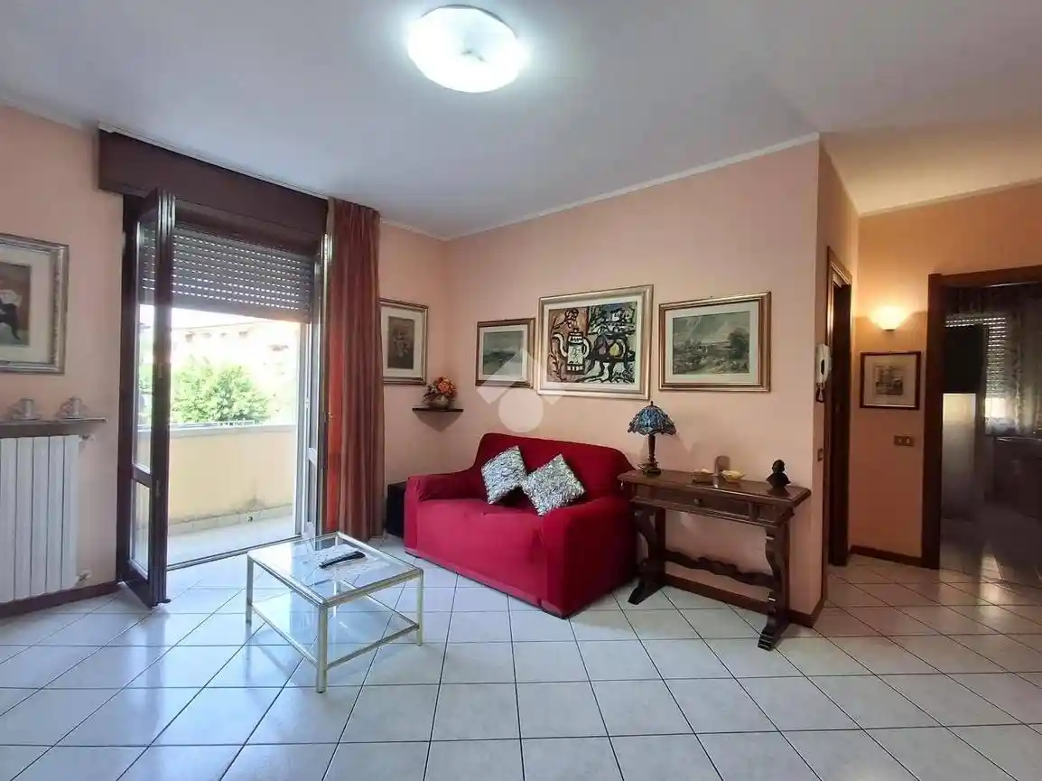 Appartamento in vendita a Piacenza