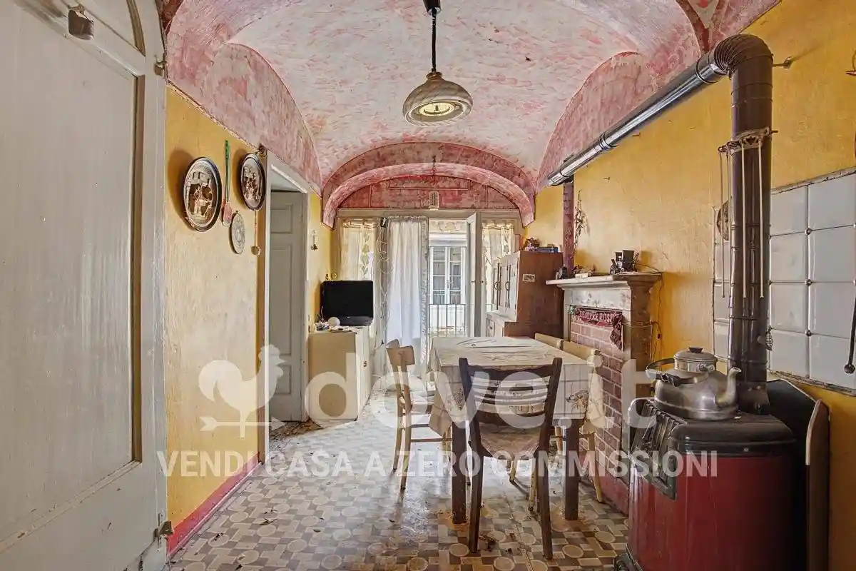 Casa indipendente in vendita a Casalzuigno