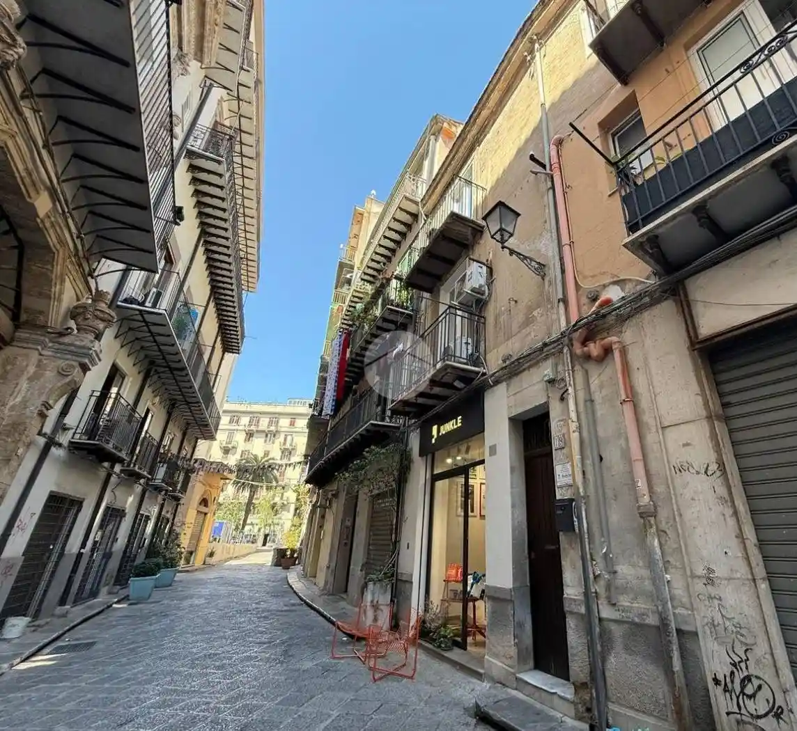 Appartamento in vendita a Palermo