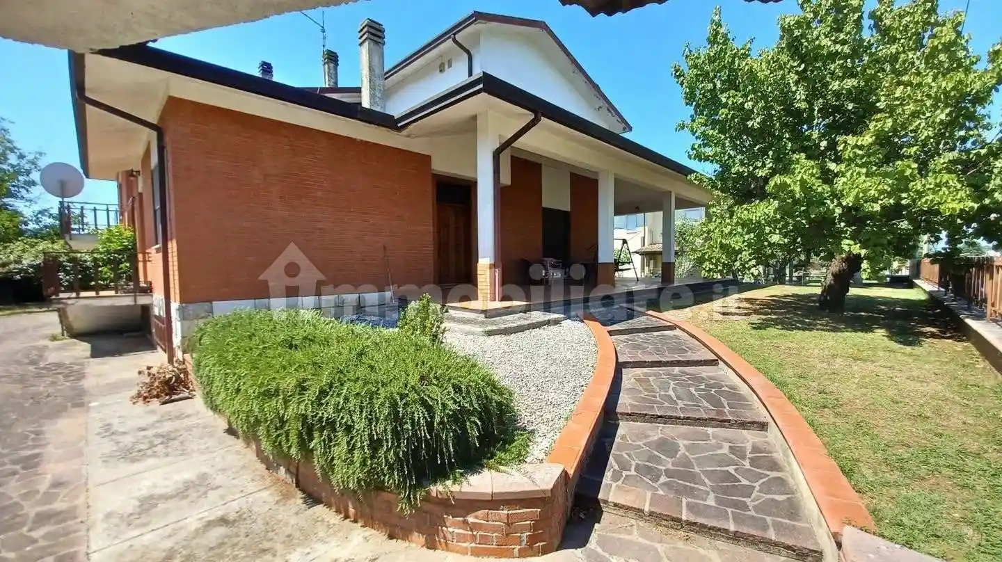 Villa in vendita a Ceprano