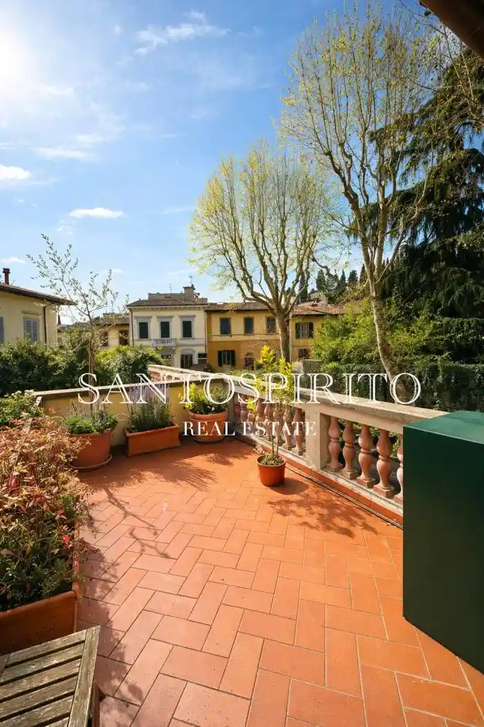 Casa indipendente in vendita a Firenze