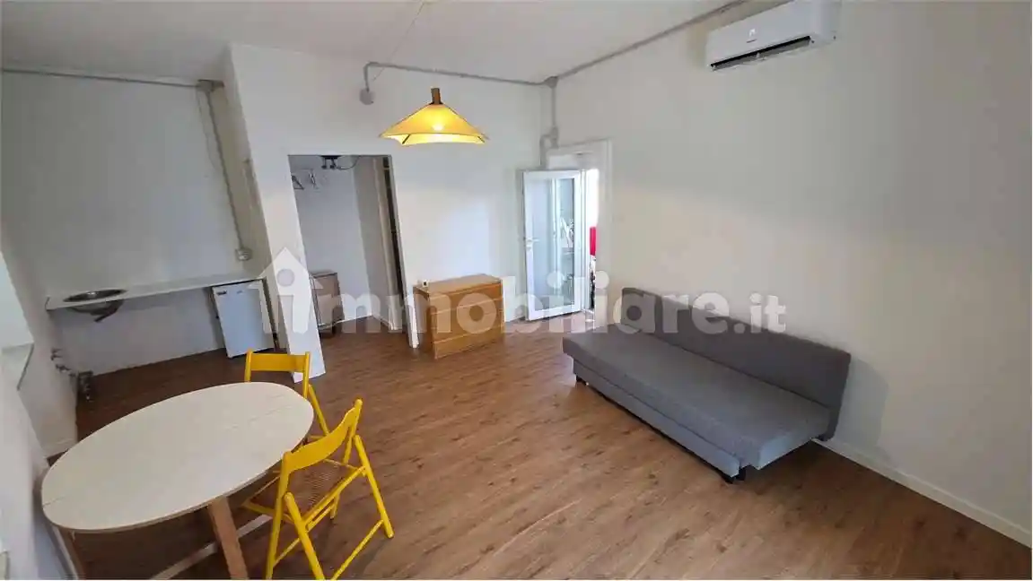 Appartamento in vendita a Travedona-Monate