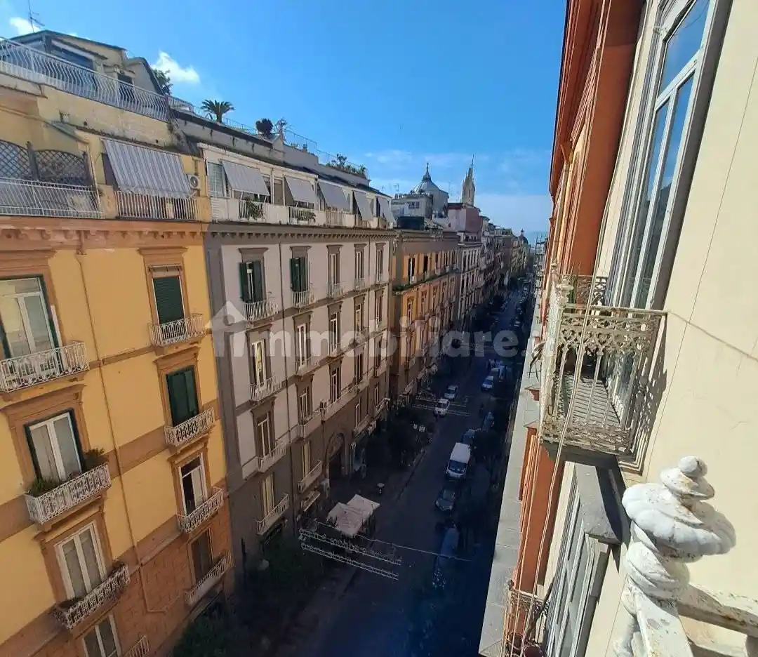 Appartamento in affitto a Napoli